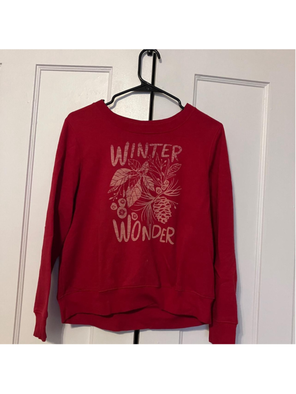 Cozy Old Navy "Winter Wonder" Sweatshirt (Small)
